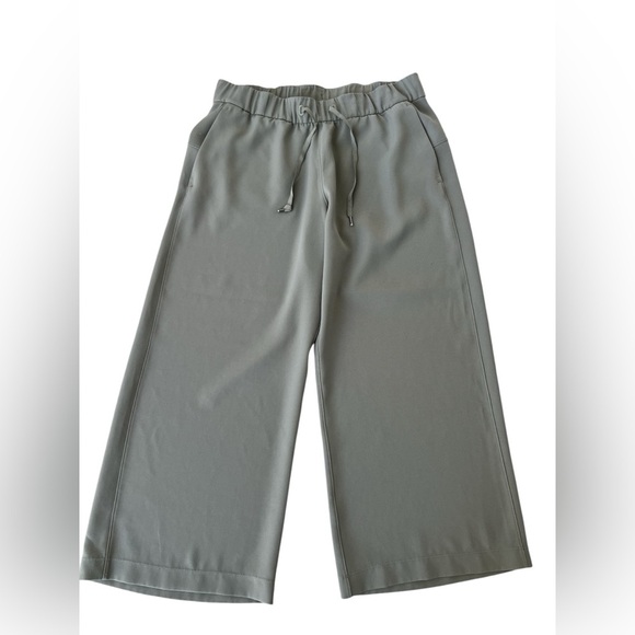 Lululemon On The Fly Pant W5BPNS Light Green Size 10 - Picture 1 of 5